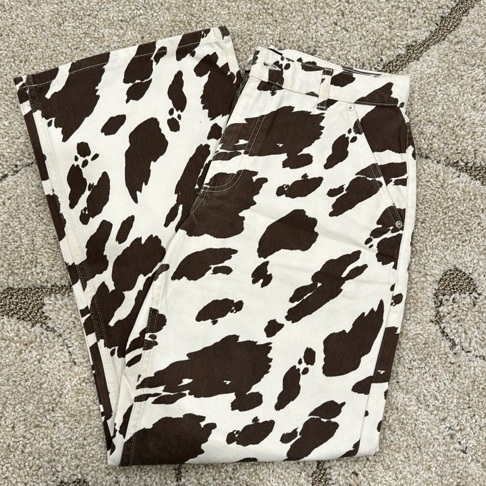 Cow print jeans, never worn no tags
